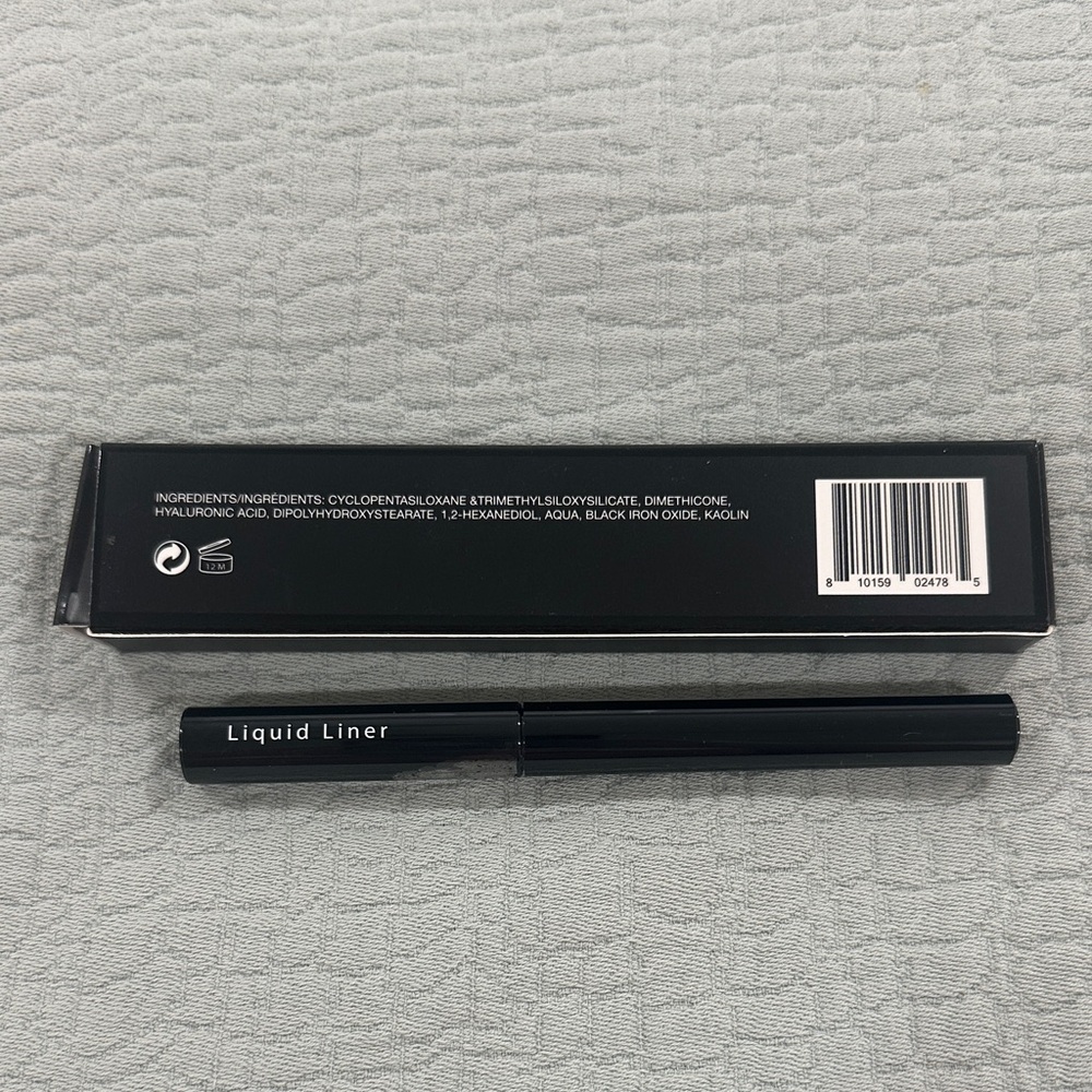 Black Liquid Liner